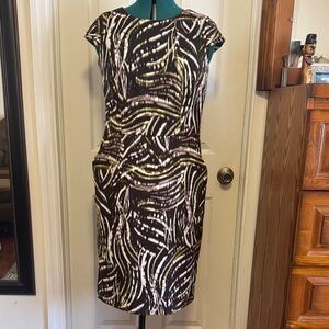 Chic Black and White Patterned Midi Dress